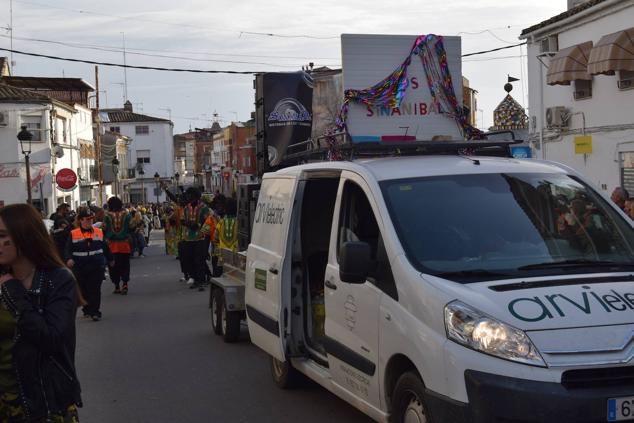 Fotos: Desfile de carrozas y comparsas Talayuela 2023