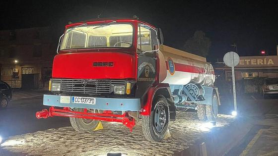 Talayuela homenajea a un camión de bomberos