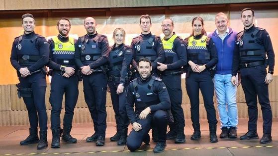 Los agentes de la Policía Local se desplazan a Badajoz para seguir formándose