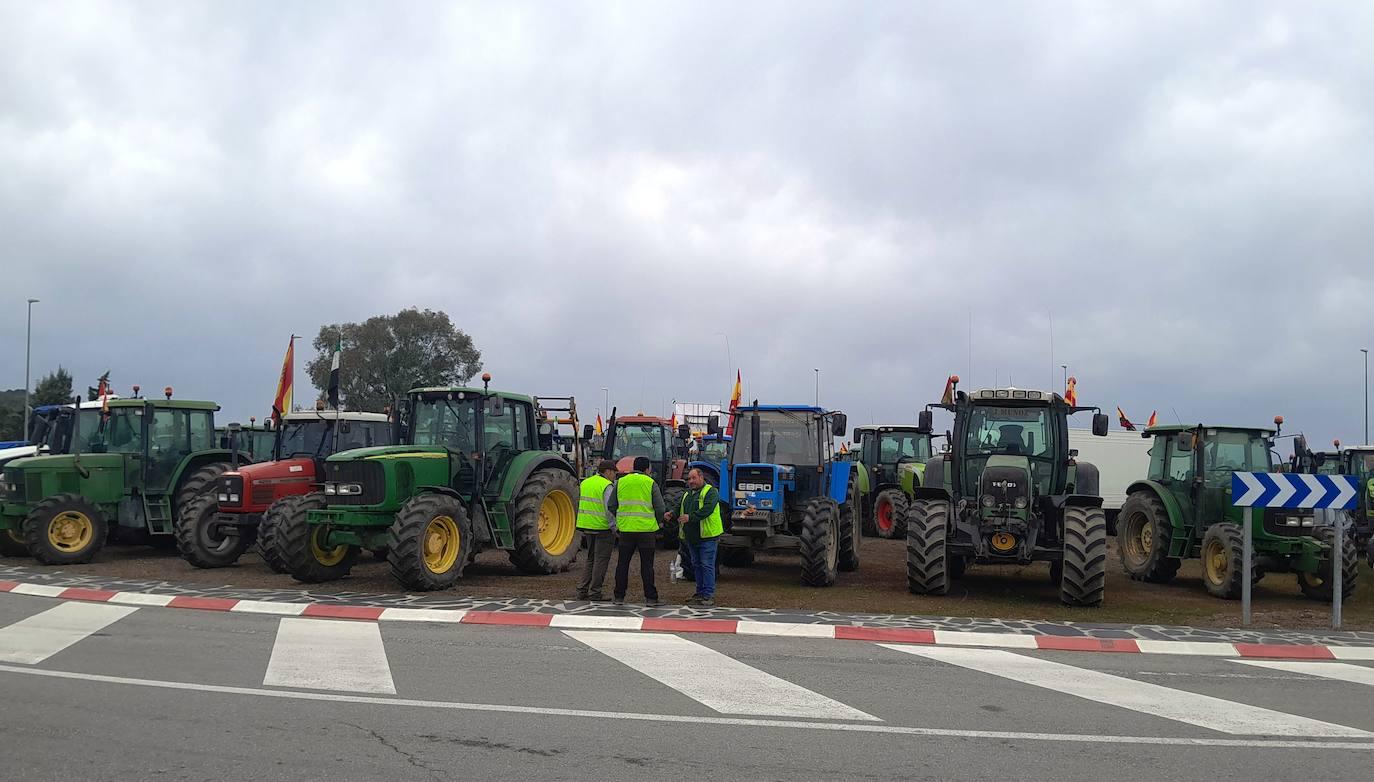 El Ayuntamiento de Talayuela apoya la defensa del campo