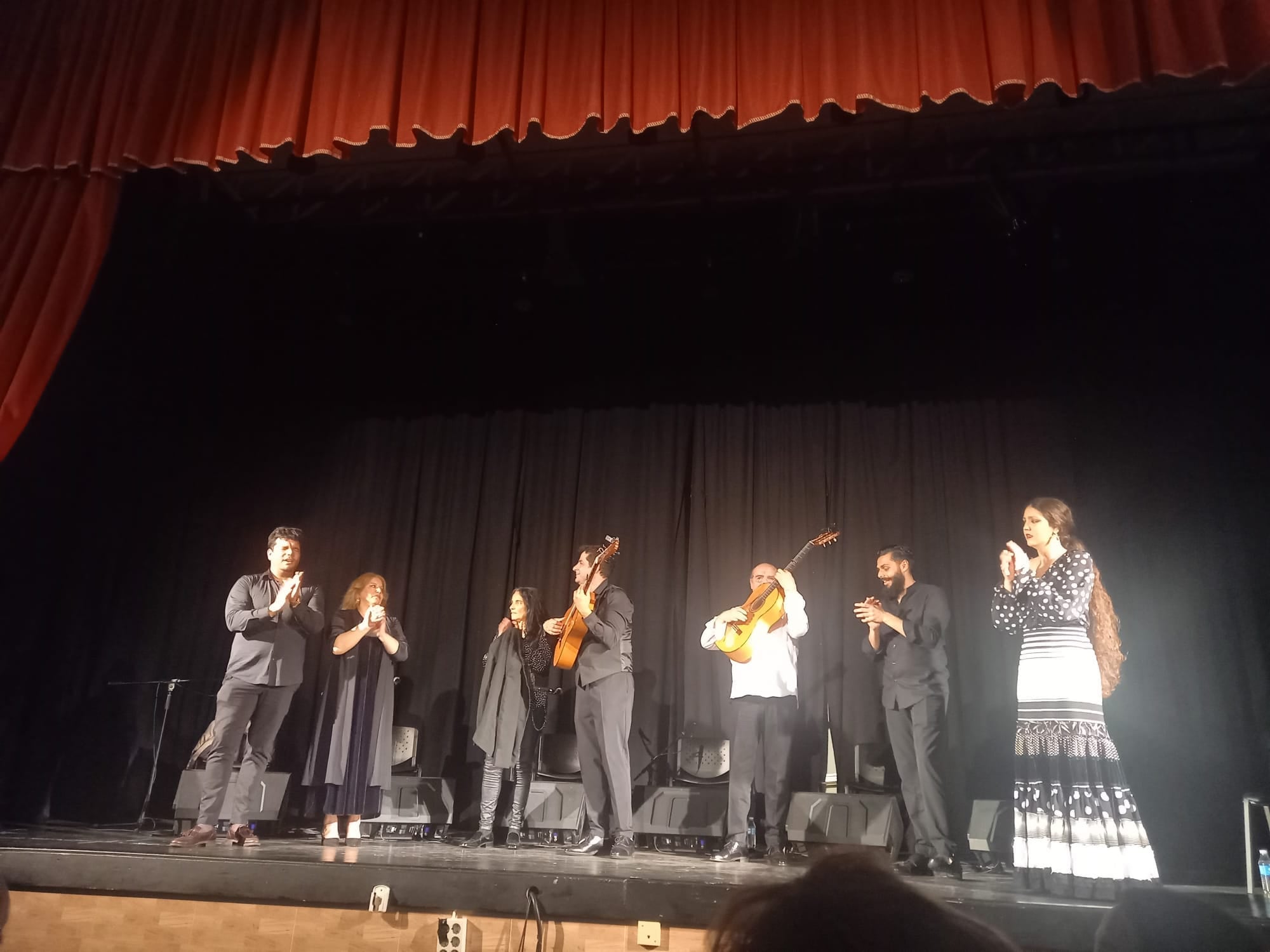 Actuación de la familia Vargas