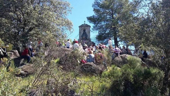 Barquilla de Pinares vivirá el domingo su romería de la Virgen de Guadalupe