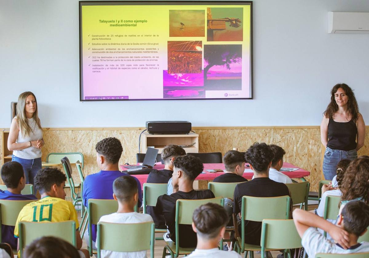 Statkraft acerca las energías renovables a los colegiosde Talayuela