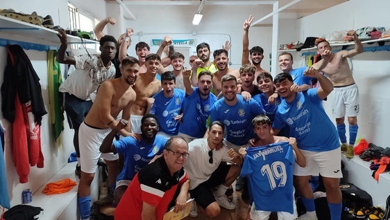 El CP Talayuela se lleva el primer derbi liguero ante el Moralo B, 3-1