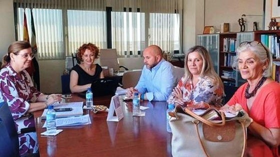 El Gobierno local se reúne con el Sepad para tratar el tema de los pisos tutelados
