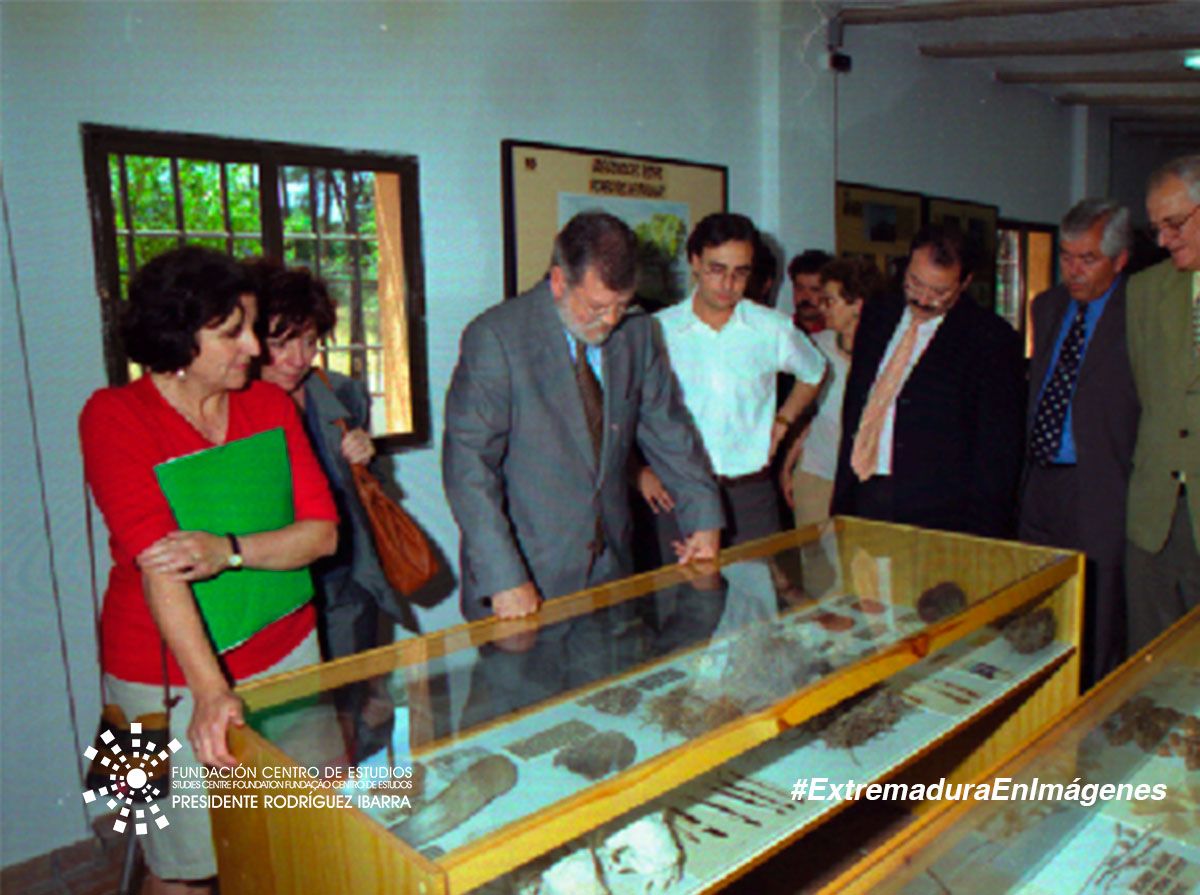 Inauguración del aula de naturaleza y el acuario, hace casi un cuarto de siglo