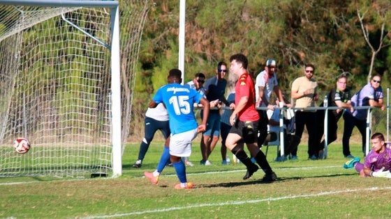 Un irregular Talayuela se impone 3-2 al Cabezuela