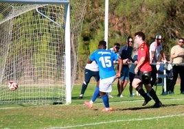 Uno de los goles del equipo talayuelano