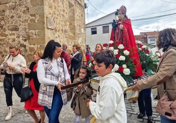 La imagen de San Martín en procesión