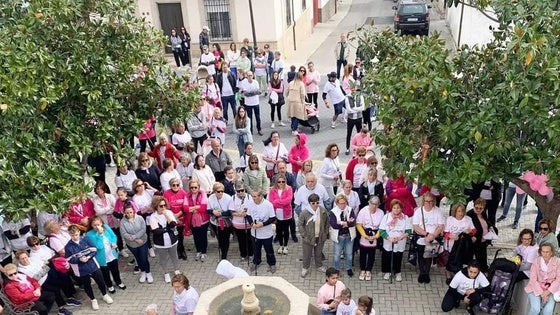 Talayuela contra el Cáncer dona 5.000 euros para la investigación y desarrollo de la oncología médica