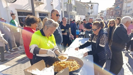 La peña Los Flamenquitos gana el IX Concurso de Migas