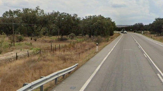 Muere un vecino al salirse de la vía y quedar atrapado en el vehículo