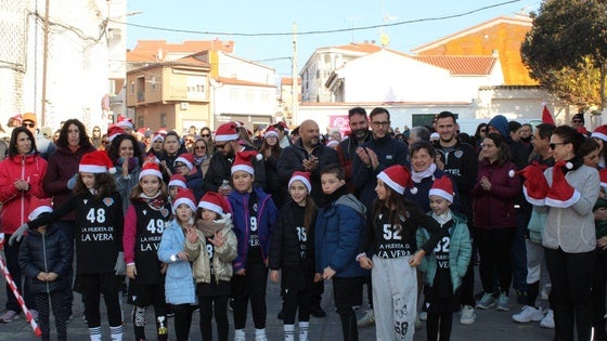La IX Marcha Solidaria recauda más de 1.000 euros para Valencia