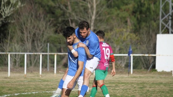 Un gran Talayuela le saca el empate al intratable líder Ciudad de Plasencia, 1-1