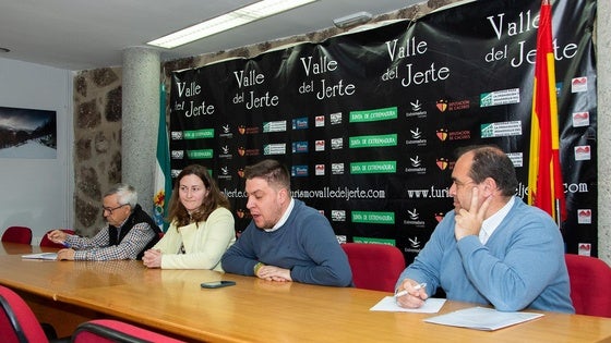La Diputación de Cáceres trabaja en un proyecto de vivienda para fijar población en los pueblos de la provincia
