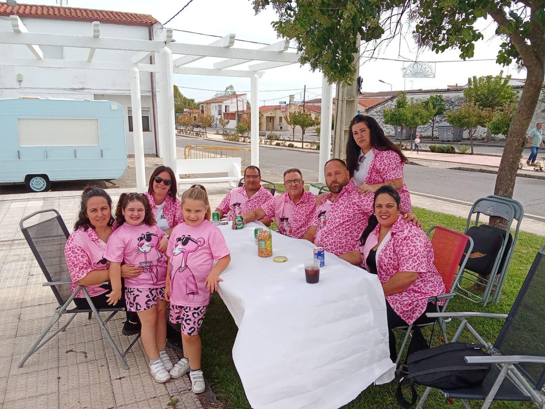 Barquilla de Pinares festeja a San Miguel