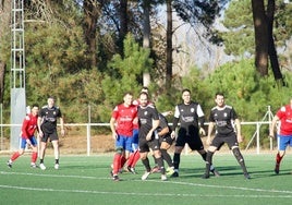 Talayuela asalta el liderato de la liga de veteranos