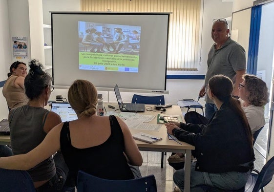 La Liga Española de la Educación trabaja en la respuesta profesional frente al racismo y la xenofobia