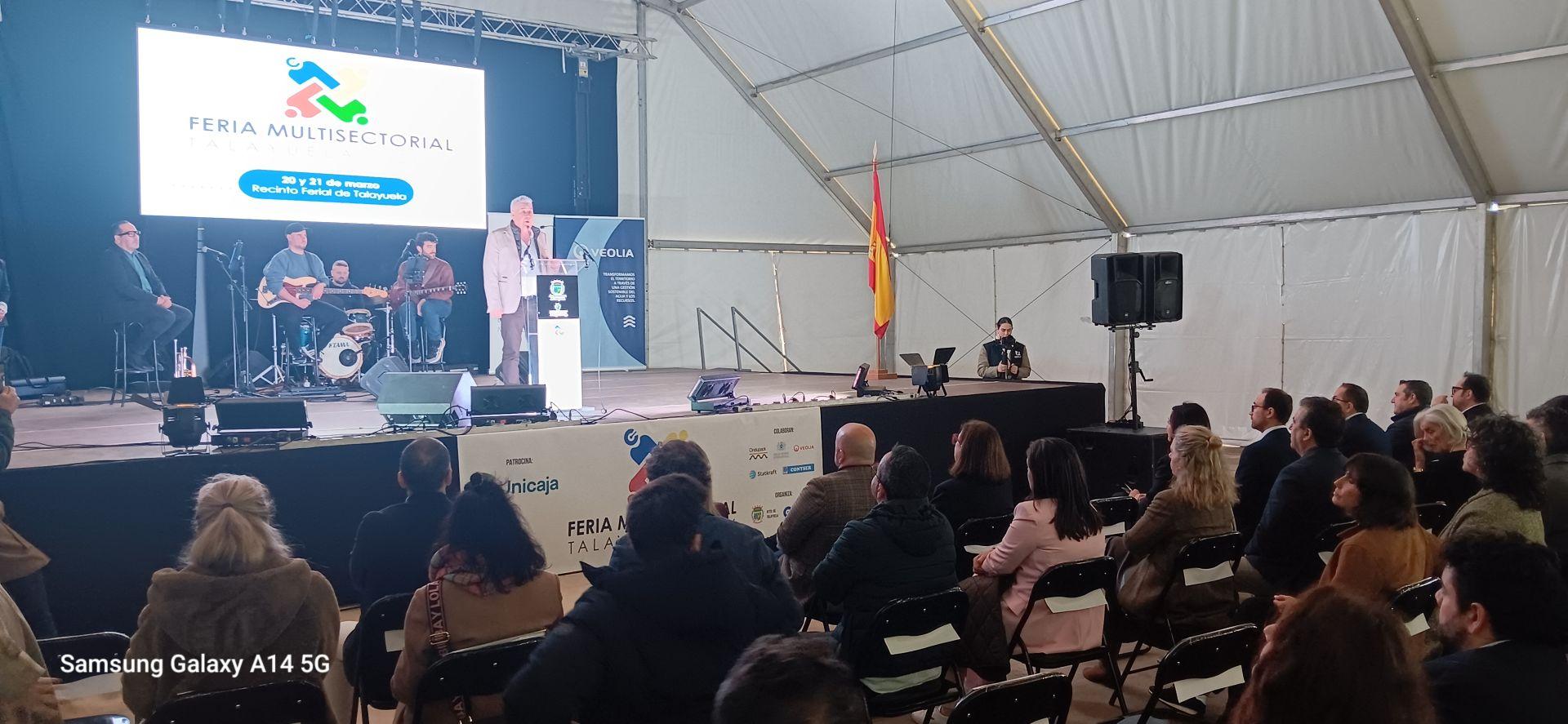 Talayuela recupera la Feria Multisectorial con buen acogida