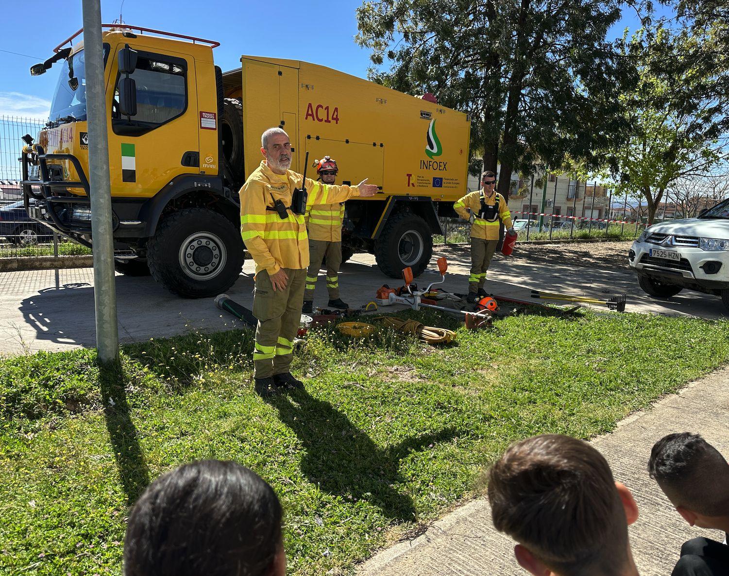 Lección de respeto al medio ambiente en el CP Juan Güell
