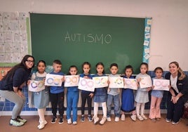 Marea Azul en el colegio Juan Güell