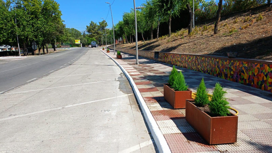 Talayuela luce un nuevo lavado de cara en sus entradas Sur y Norte