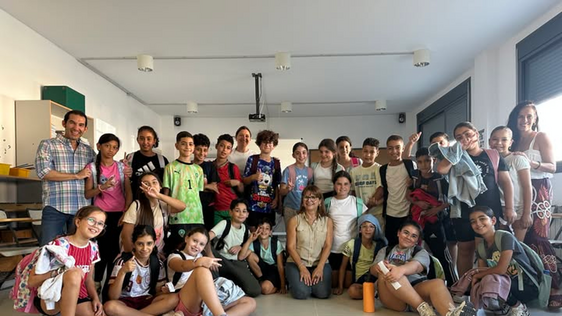 El colegio Juan Güell homenajea a Carmen Guerra, profesora de 5º de Primaria