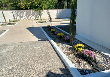 El cementerio se pone a punto para el día de los Santos