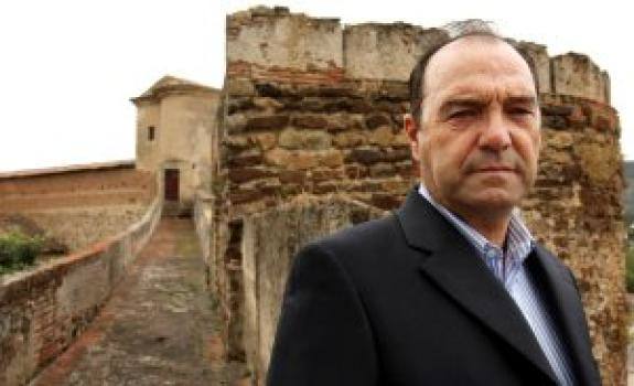 El PSOE talayuelano registra una iniciativa para el próximo Pleno para nombrar como cronista oficial de Talayuela a Antonio Luis Galán