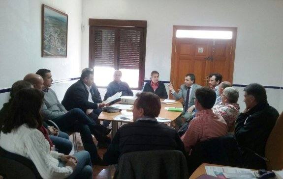 Reunión de la Mancomunidad celebrada en Saucedilla