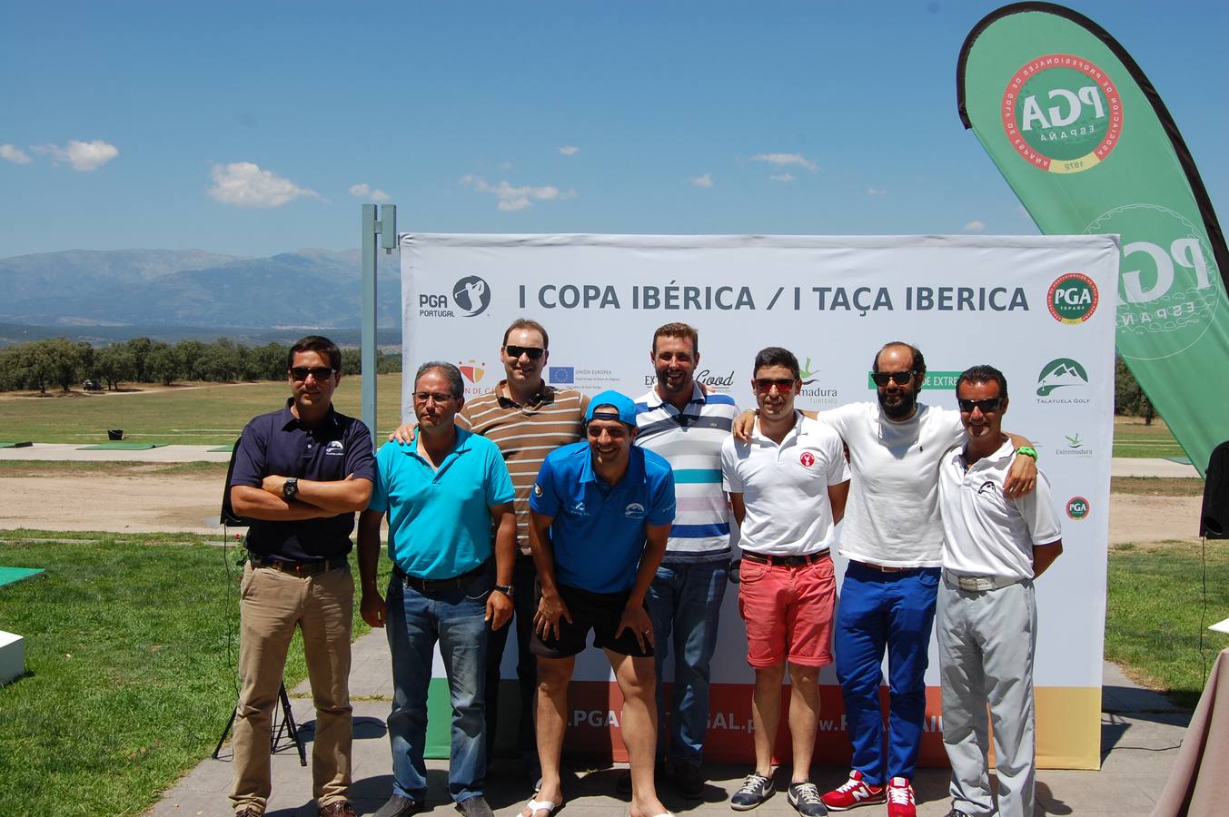 Imagen de archivo del equipo de mantenimiento del campo de golf de Talayuela 