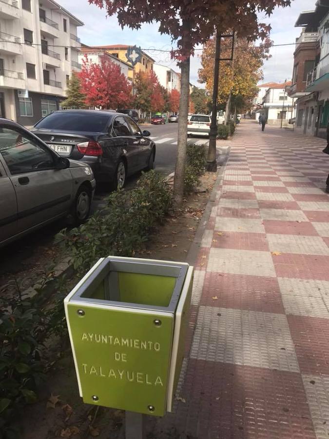 El Ayuntamiento instalará nuevas papeleras en varias calles del municipio