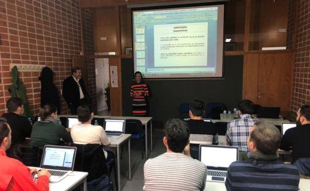 2 nuevos policías locales se forman en la Academia de Seguridad Pública de Extremadura