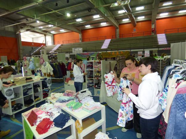 Tres expositores de Talayuela en la III Feria del Stock de Navalmoral