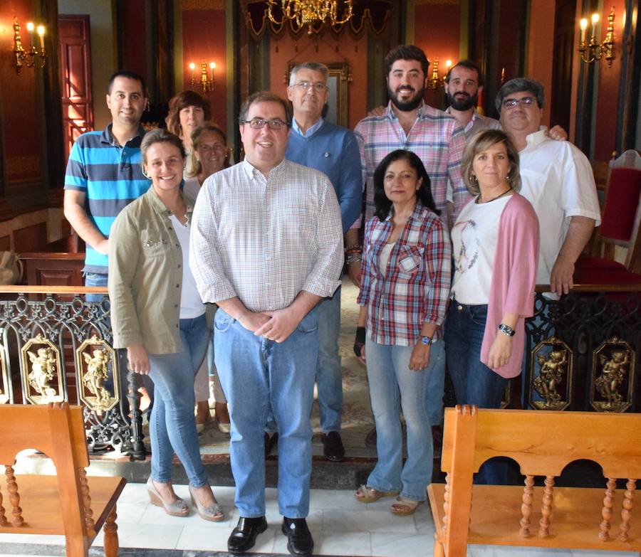 Integrantes de la corporación que asistieron al último pleno 