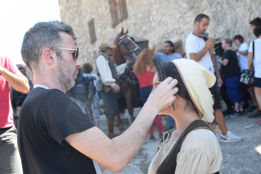 La parte antigua se convirtió en la Plasencia del siglo XVI, por donde caminaba la heroína Inés de Suárez, justo antes de emprender su viaje al Nuevo Mundo en busca de su marido, Juan de Málaga. Así fue parte del rodaje de la serie 'Inés del alma mía' en la ciudad. Contó con tres jornadas y en ellas participó la protagonista, Elena Rivera.