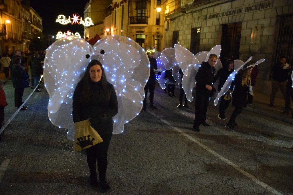 Participantes en la carroza de la Asociación de Empresarios de Trujillo 