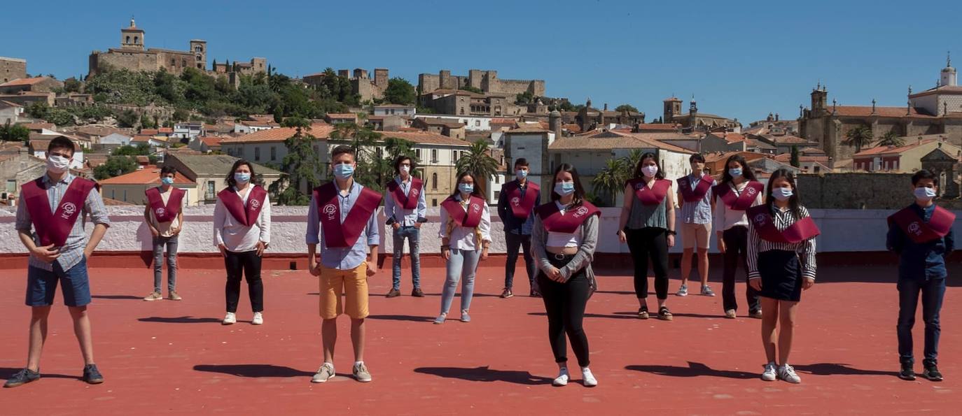 Graduación de alumnos del María de la Paz Orellana.
