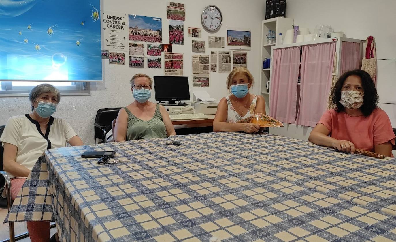 Integrantes de la asamblea local de la Asociación Española Contra el Cáncer 
