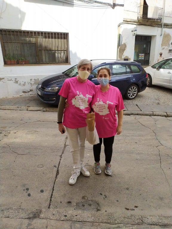 Integrantes de la Asociación Contra el Cáncer 