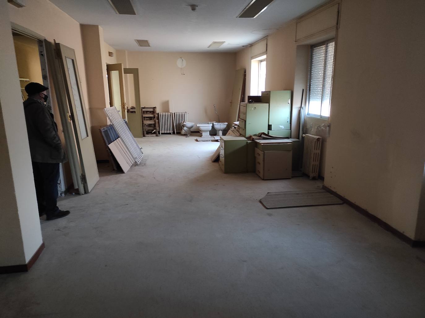Fotos: Limpieza del edificio de la Segurida Social