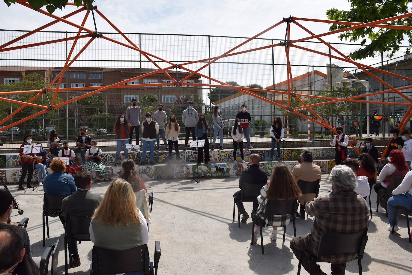 Fotos: Homenaje a Kin Paredes