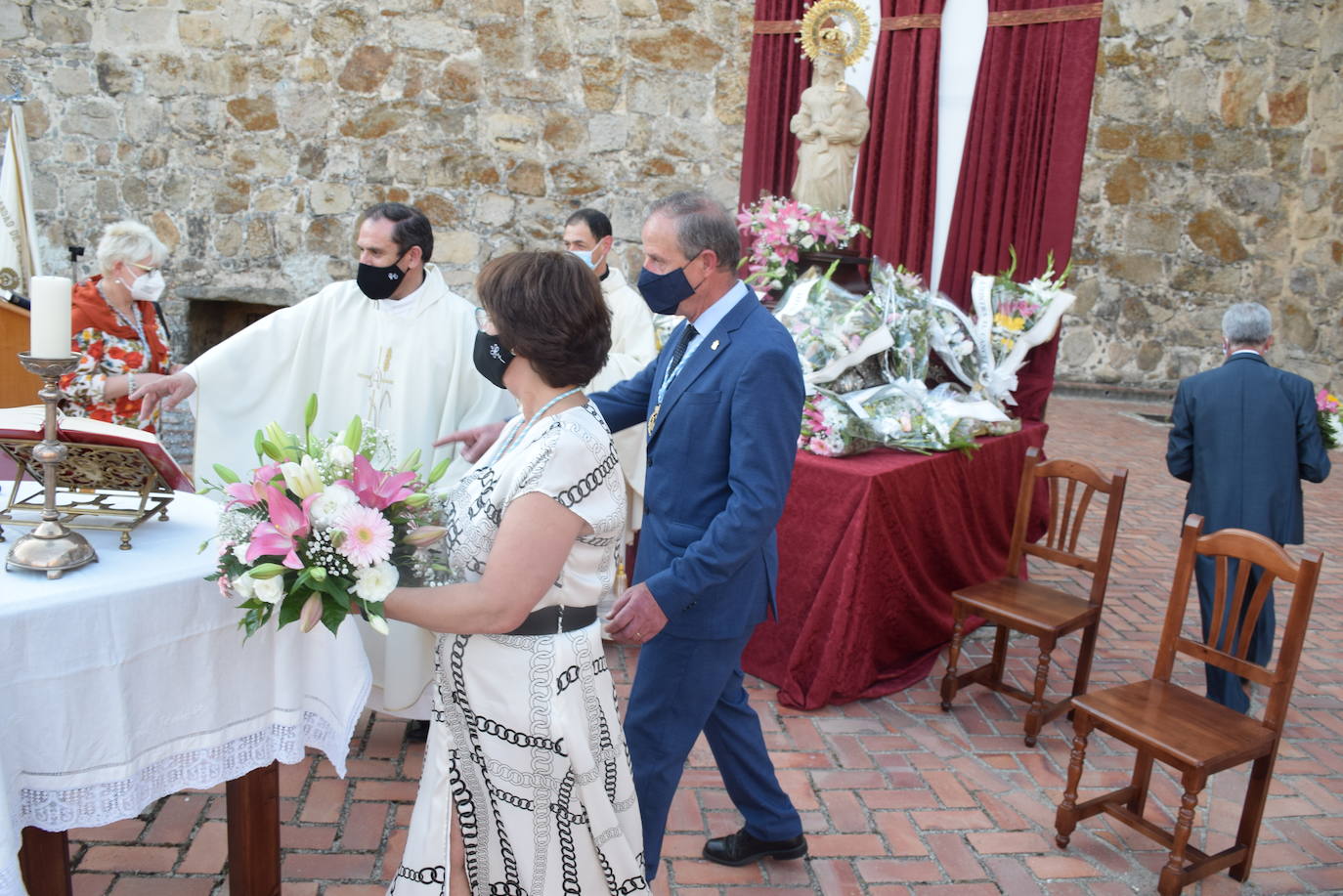 Fotos: Ofrenda floral a la Patrona