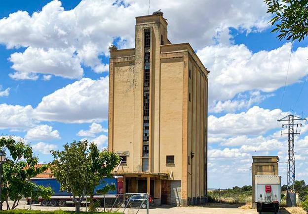 Silo en cuyo terreno se quiere construir el hospital. 