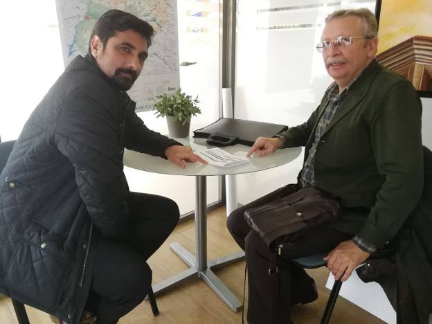 El directivo Miguel Godoy y el presidente Benigno Aza. 