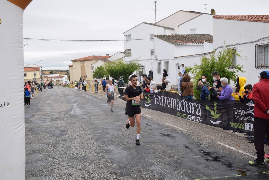 Fotos: Cross Popular Ciudad de Trujillo, con 140 corredores