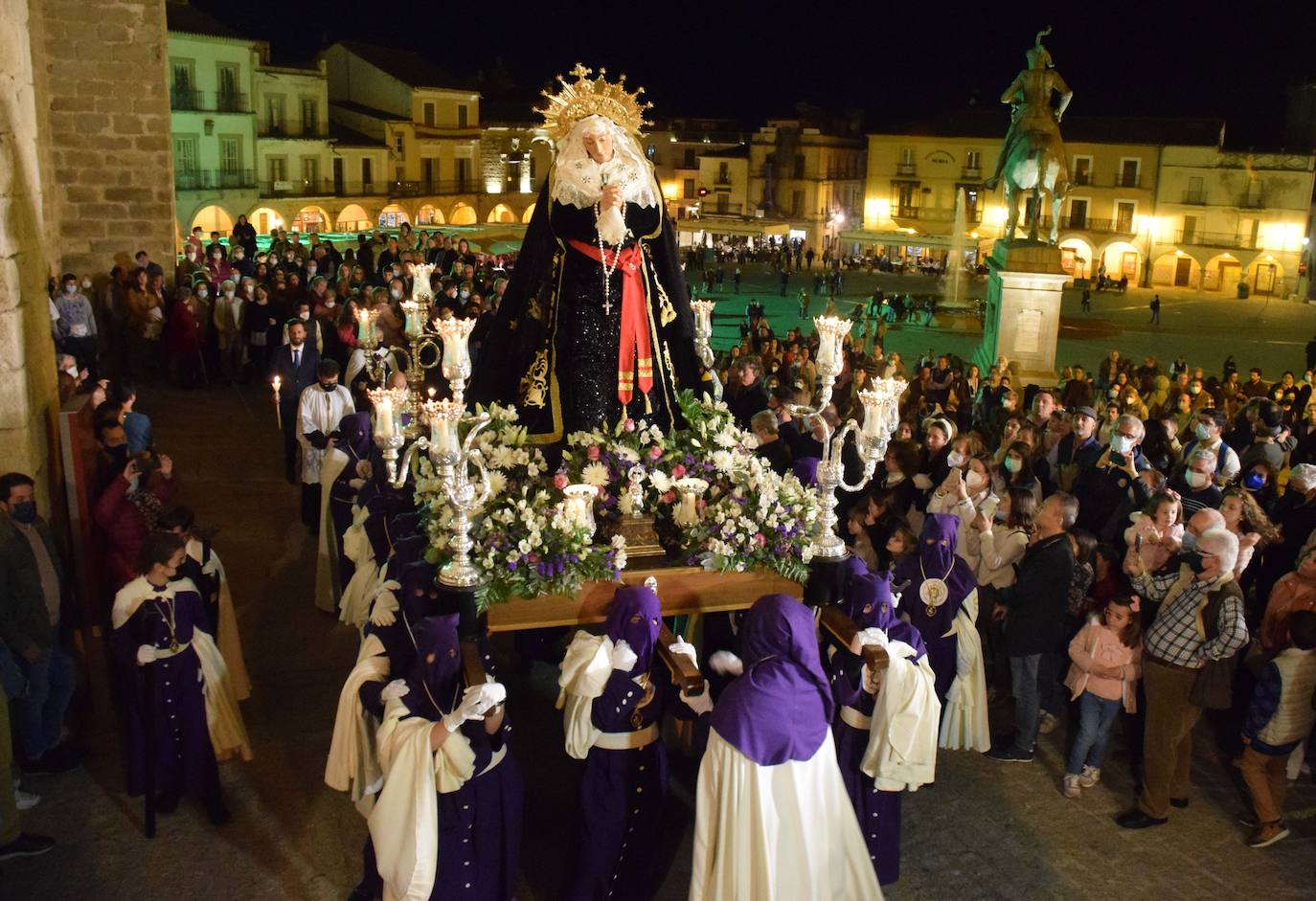 La Soledad en su salida de San Martín. 