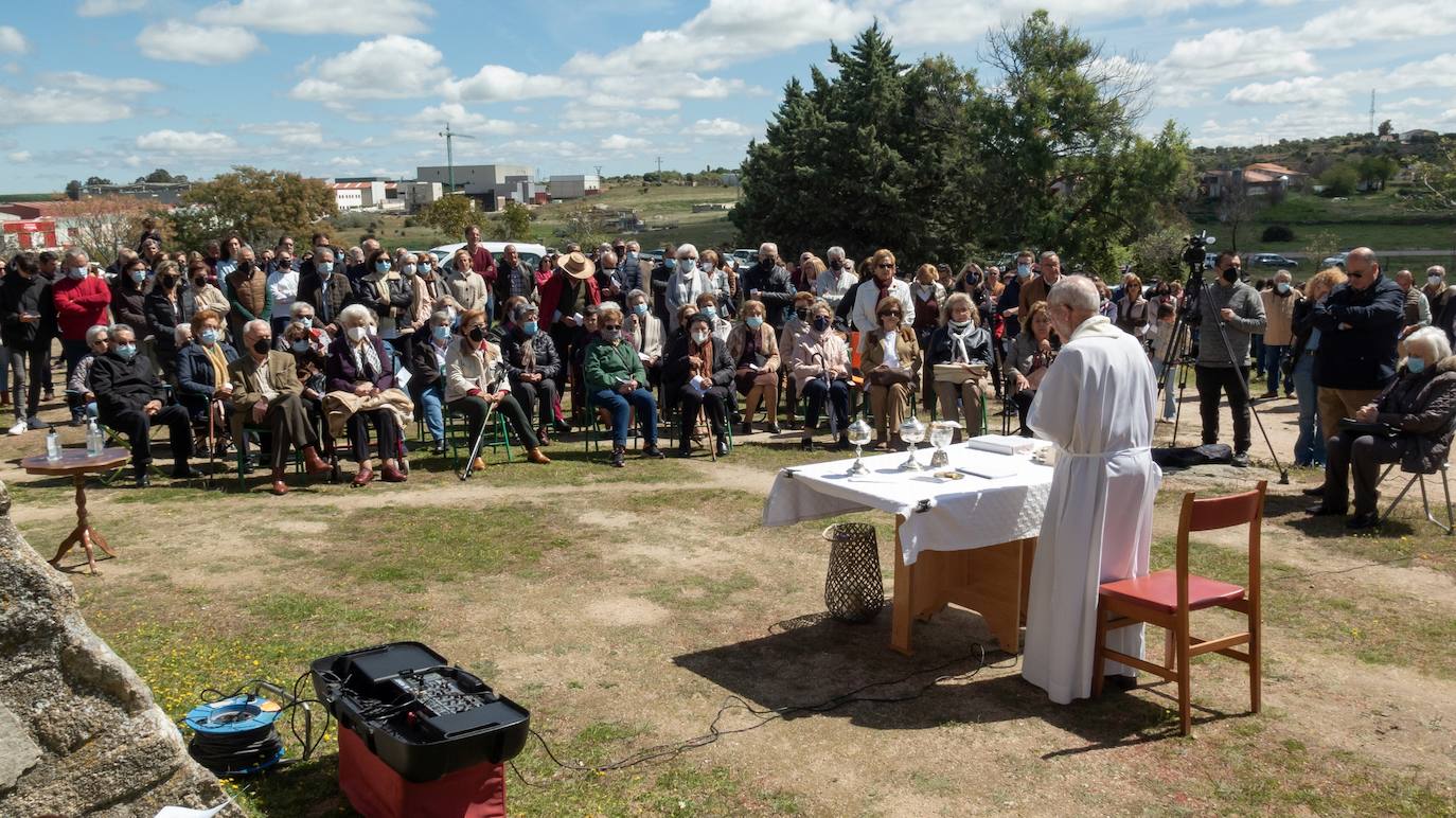 Un momento de la eucaristía celebrada ayer 