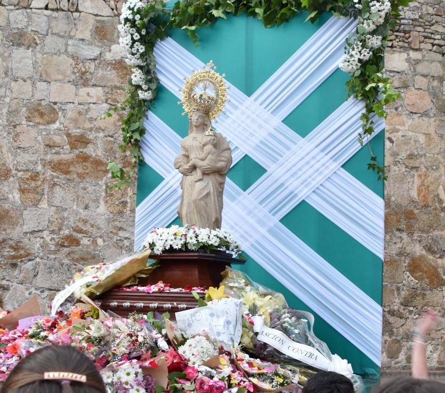 Fotos: La Patrona se llena de flores