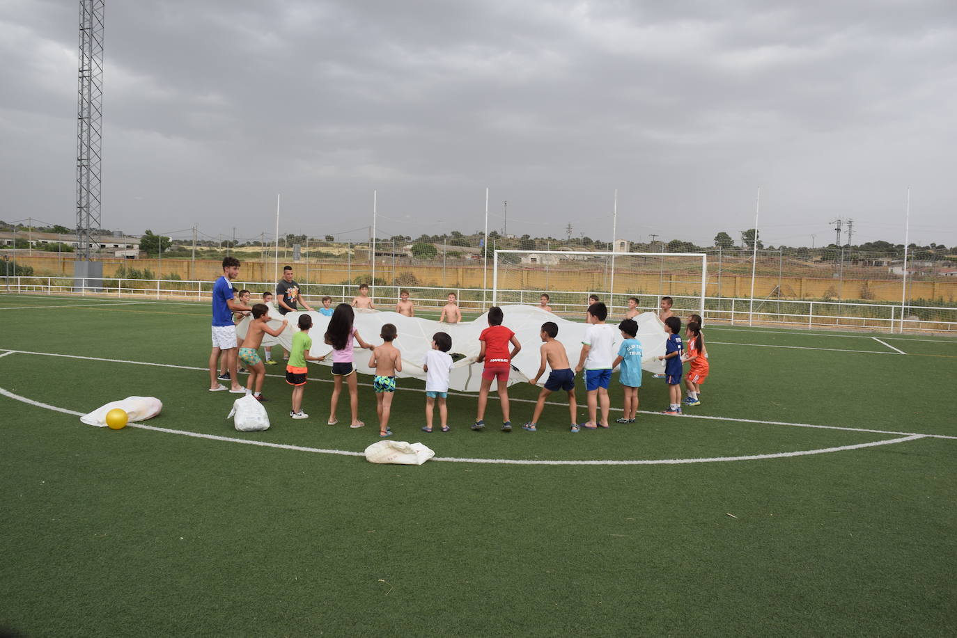 Fotos: Diversión en las escuelas deportivas municipales